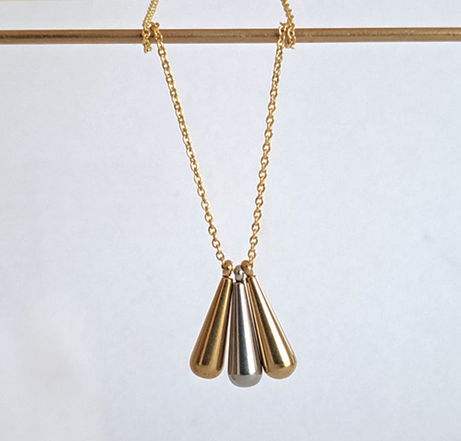 Kira Teardrop Trio Necklace
