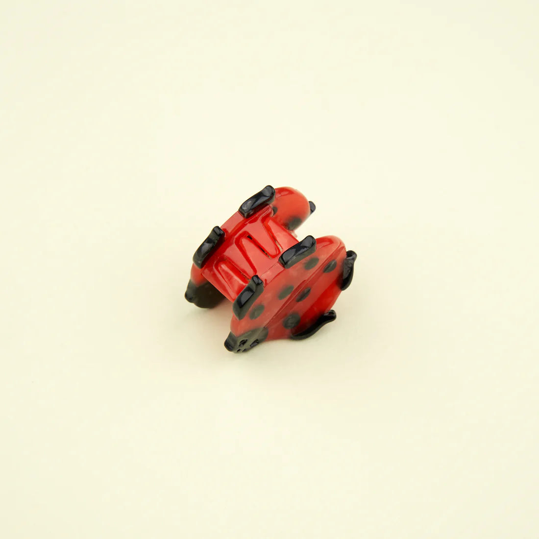 ladybird-hair-claw-mini-b.webp