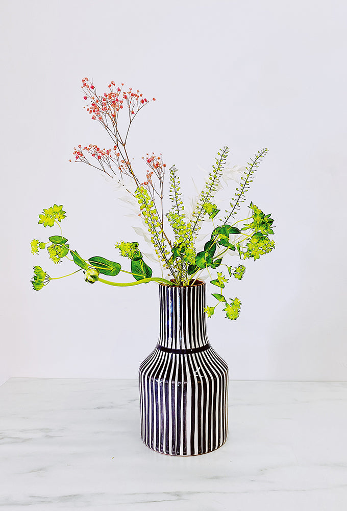 Large 'Garafe' Vase in Black