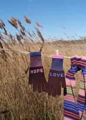 Love & Hope Lambswool Gloves | Quartz Colours