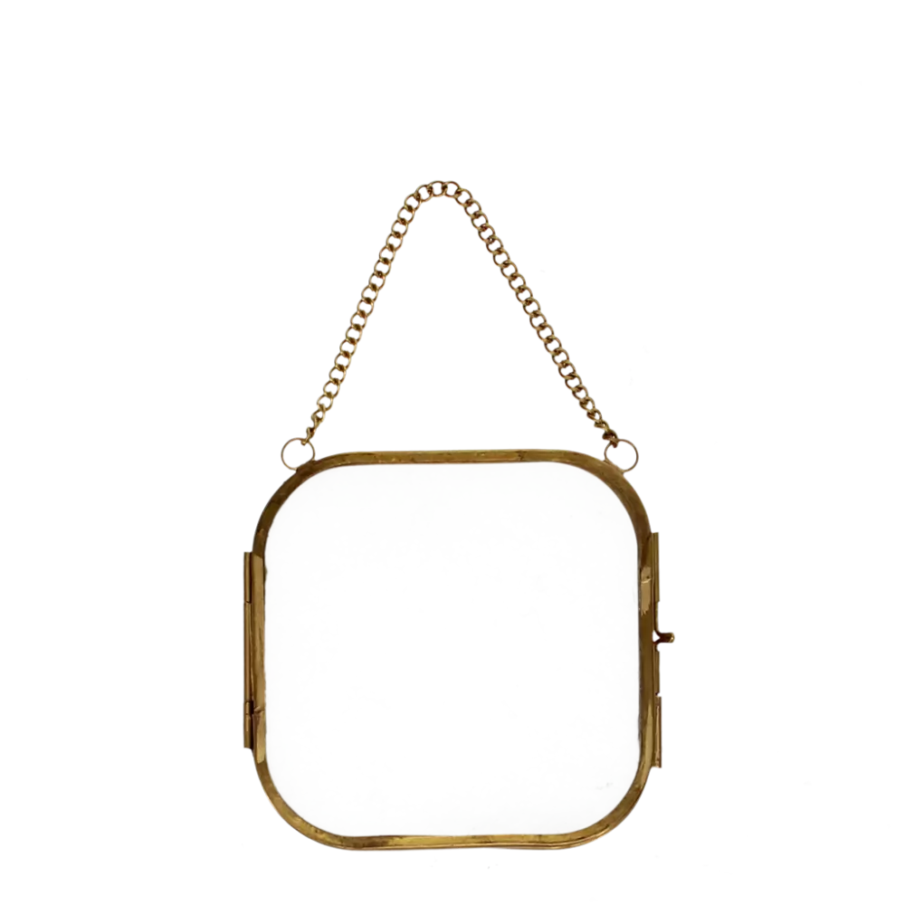 rounded-hanging-brass-frame-10x10cm_png.webp