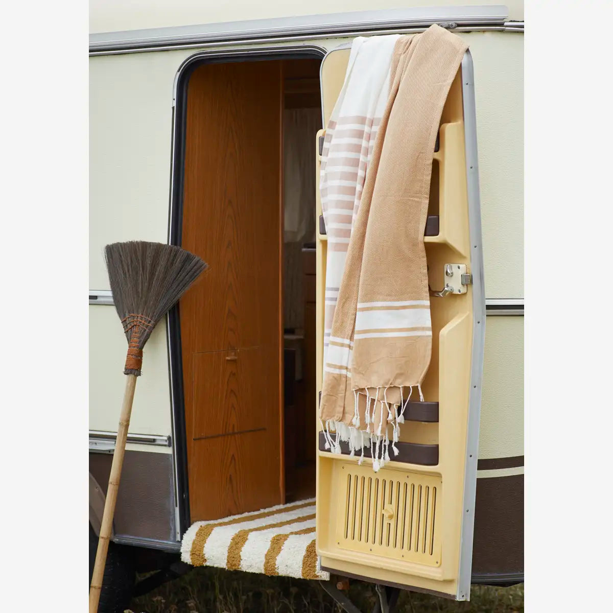 Striped Tufted Bath Mat 50x80 cm