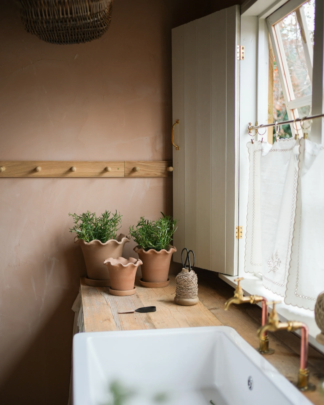 The Frilly Plant Pot