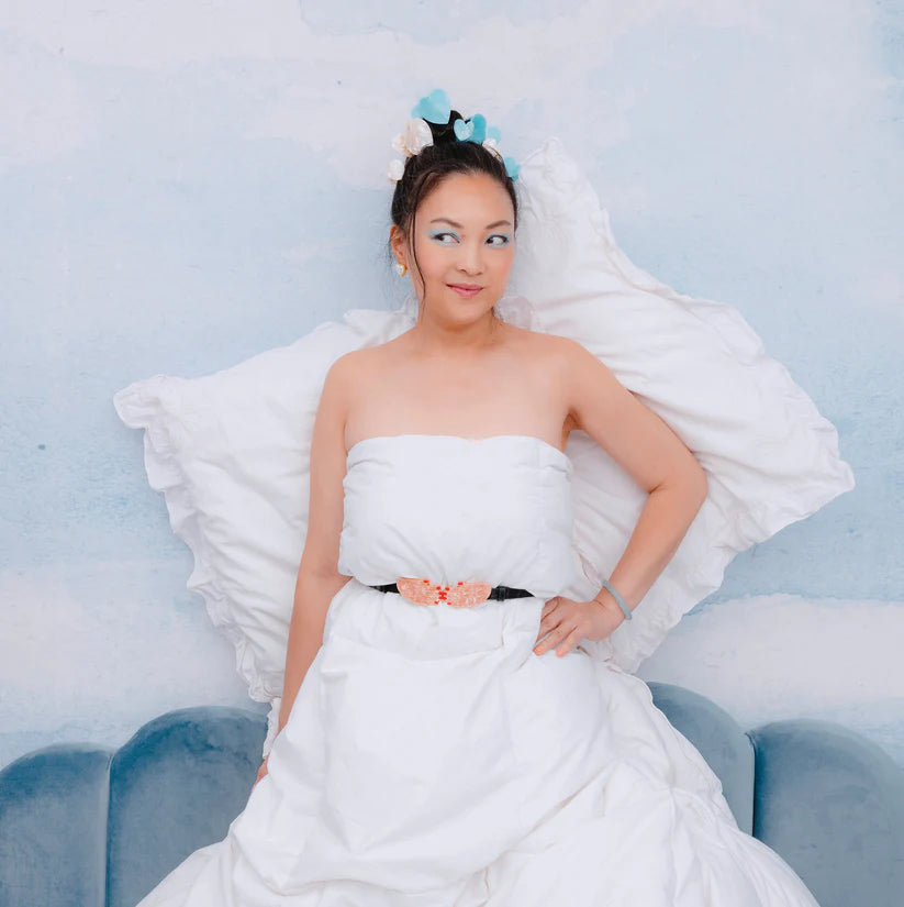 White Heart Hair Claw