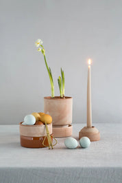 Hoff Pot in Rose Clay Ø14cm and rose clay saucers and candle holder